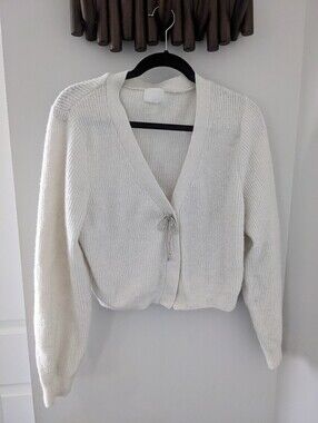 H&M Women's White V-neck Knit Cardigan Sweater - Size US M